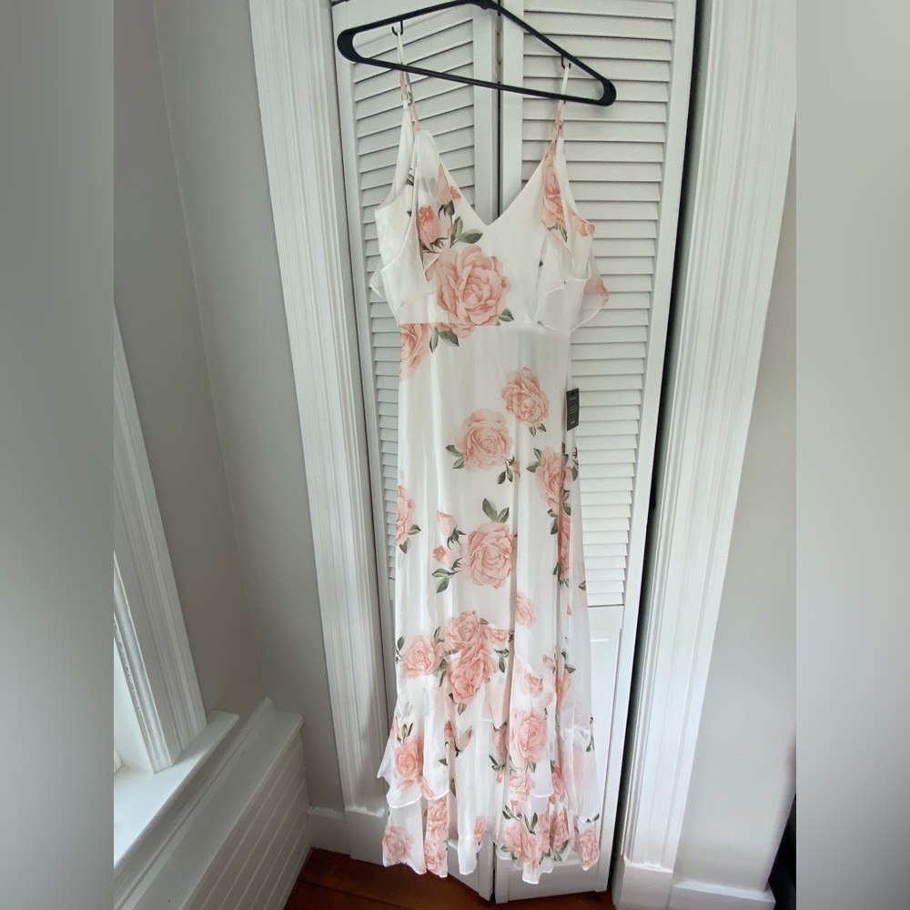 NWT Lulu’s floral Maxi Dress